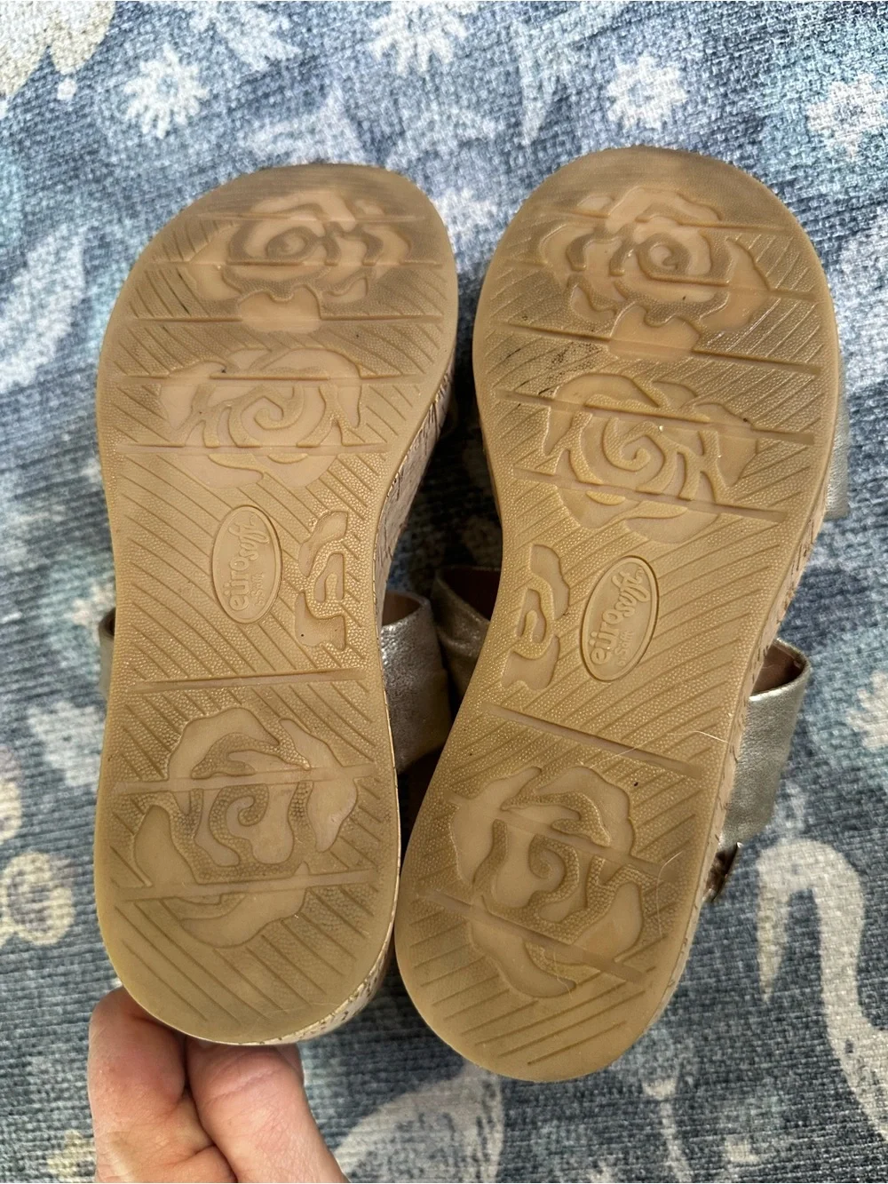 Eurosoft by Sofft Kahley Gold Cork Wedge Sandals Size 7